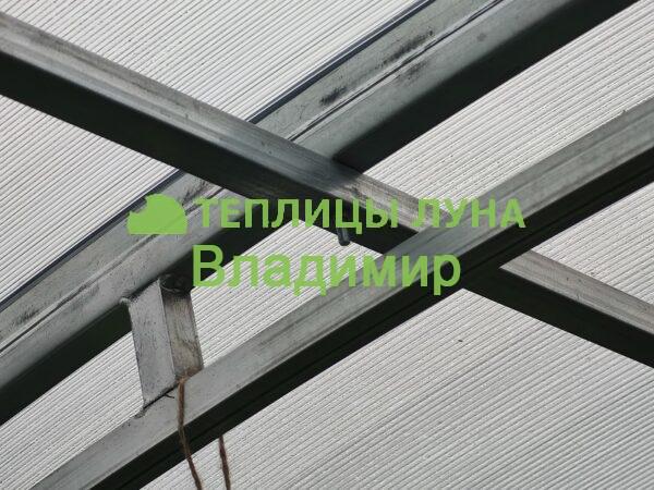 Теплица ЛУНА прямостенная 3х8 м шаг дуг 65 см во Владимире